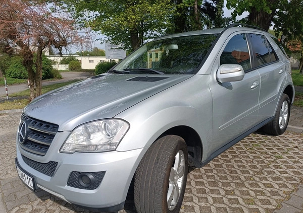 Mercedes-Benz ML cena 34900 przebieg: 419000, rok produkcji 2008 z Pyrzyce małe 154